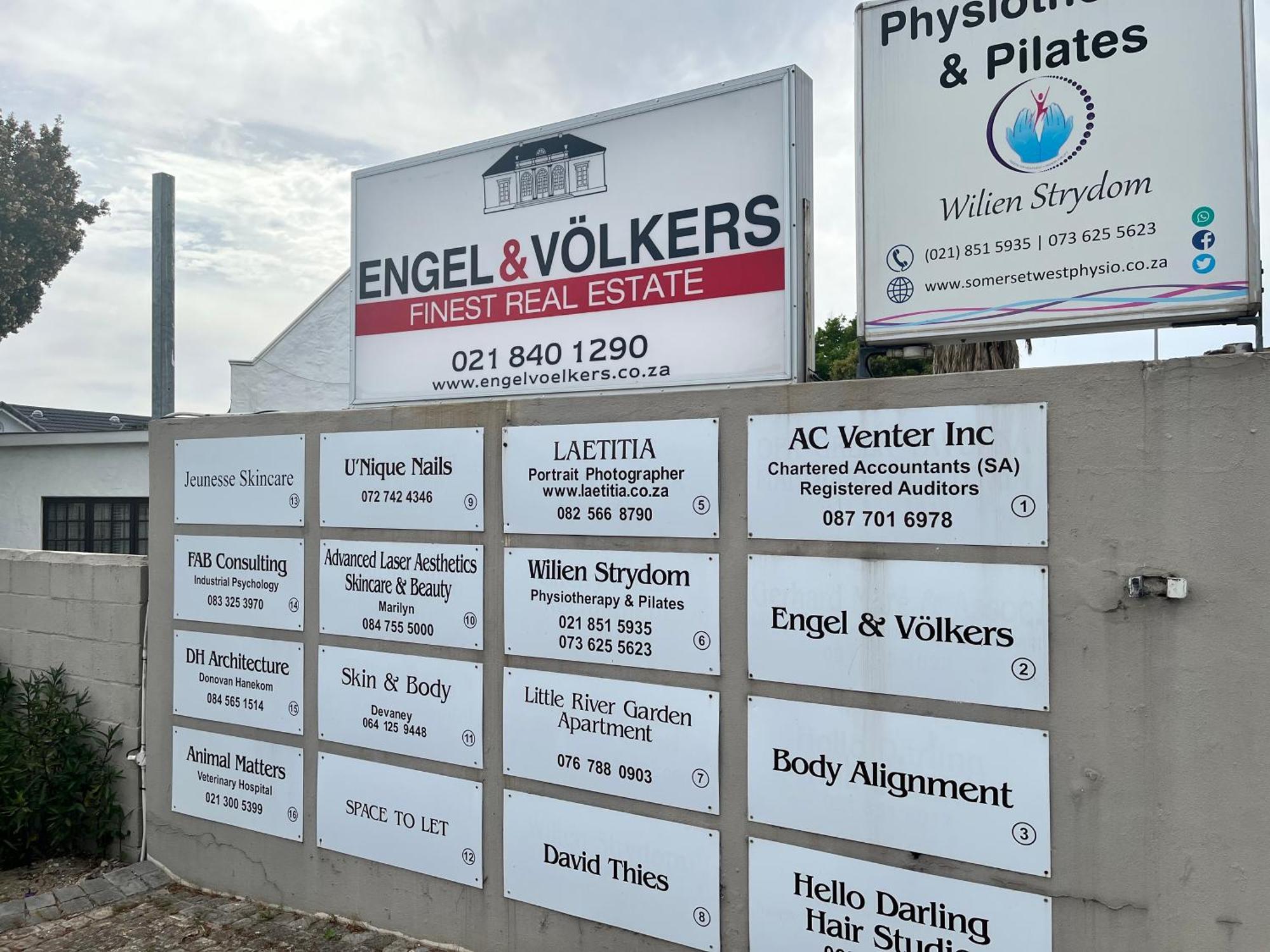 Somerset West Garden Apartments 2 Екстериор снимка